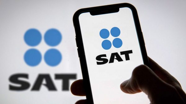 ¿Cómo sacar cita en el SAT por teléfono?