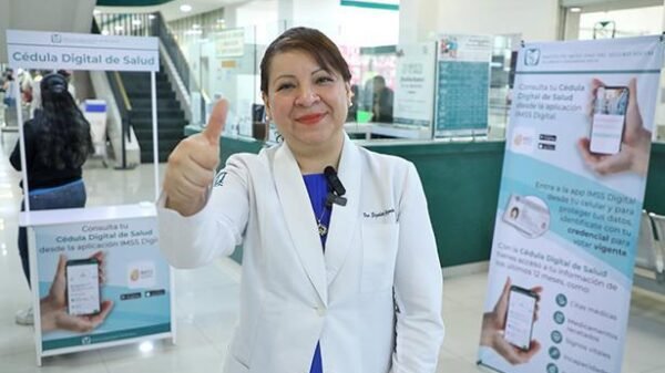 IMSS activa la cédula digital ¿Cómo puedes ver tu historial clínico en el celular?