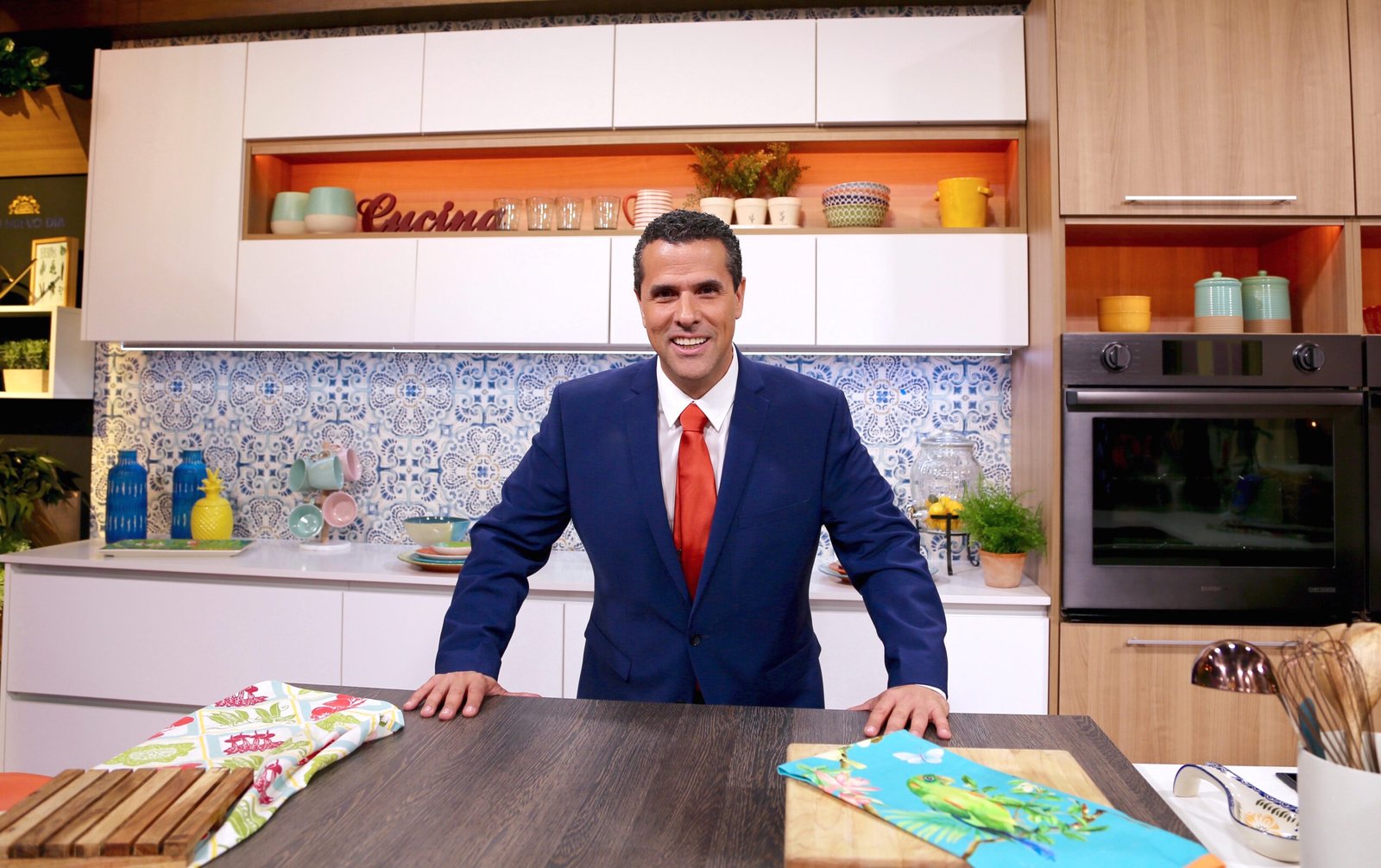 Marco Antonio Regil le dice adiós al Teletón