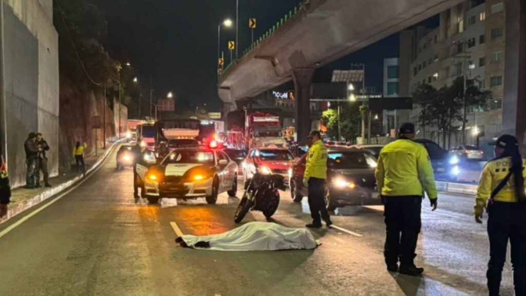 Tráiler atropella y mata a un motociclista en calles de la CDMX - México Ya