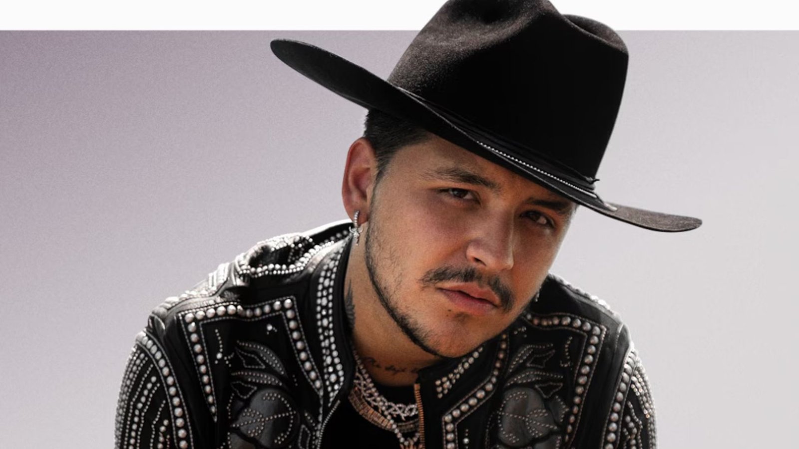 La supuesta amante de Christian Nodal revela fotos de su embarazo