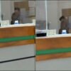 VIDEO: Cachan a trabajadores del IMSS en pleno beso, mientras pacientes esperan