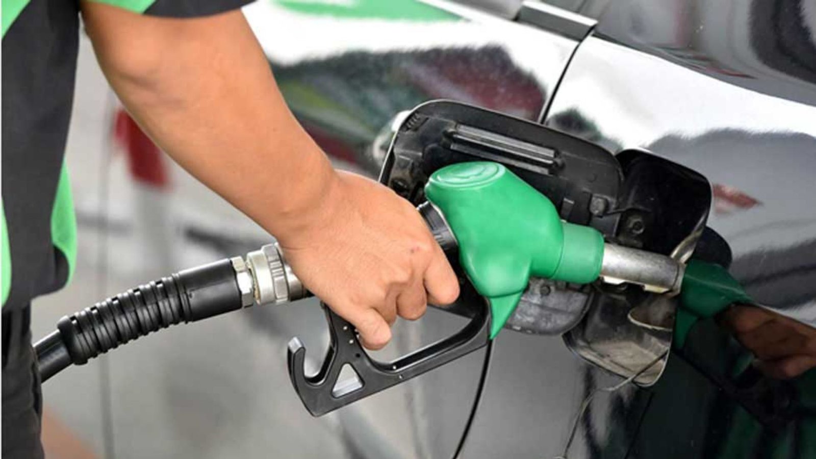 ¿No habrá gasolinazo? Pemex presenta plan de trabajo para 2025