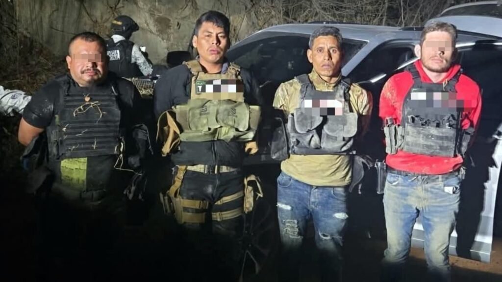 Detienen a cuatro hombres armados después de atacar a balazos a un ...