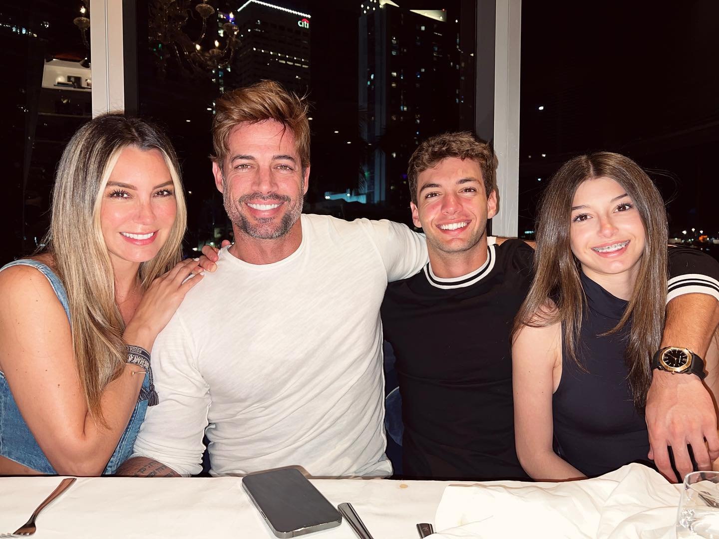 Elizabeth Gutiérrez se deslinda del arresto de William Levy y lanza poderosa advertencia