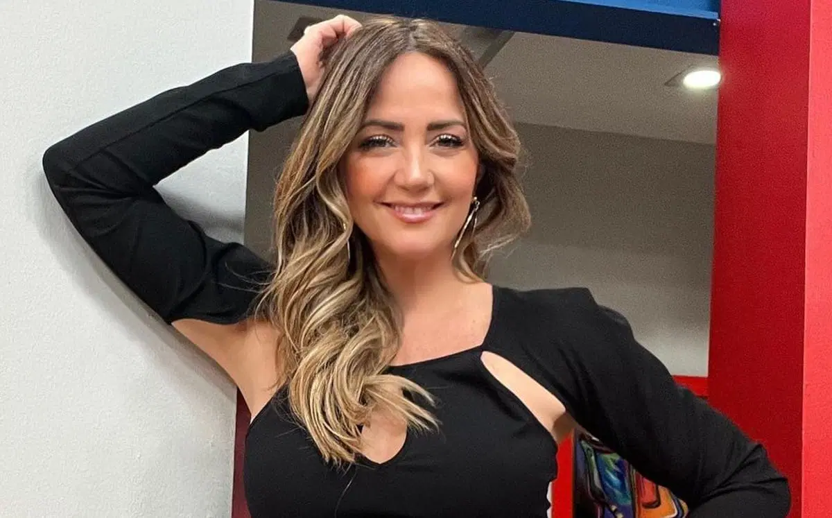 Andrea Legarreta y sus contadas pero sensuales fotos en bikini y lencería