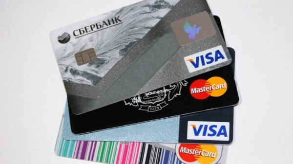 Visa permitirá acceso a la IA para usar tu tarjeta y hacer compras