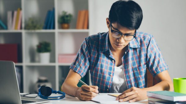 Estados Unidos suspende entrevistas de visa para estudiantes extranjeros