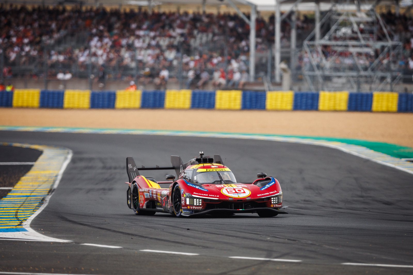 Descalifican a Ferrari por infracción técnica y anulan su resultado en Le Mans
