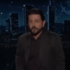 Diego Luna manda contundente mensaje pro migrantes en el programa de Jimmy Kimmel
