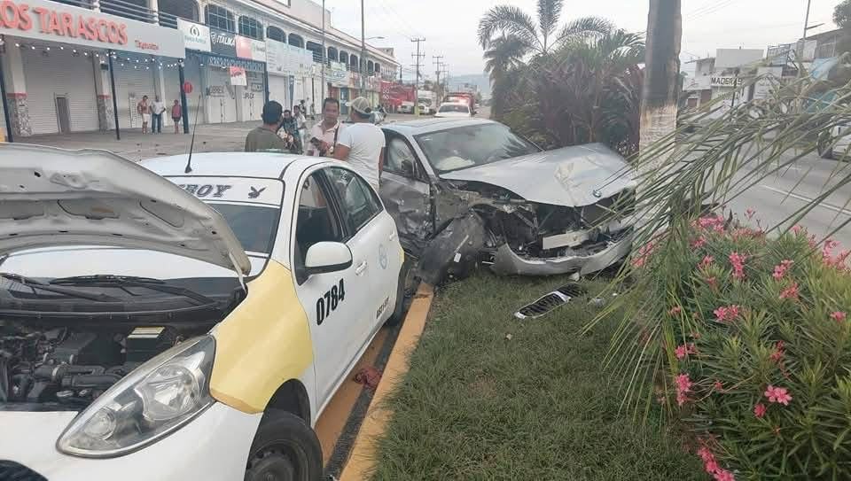 Tres lesionados deja choque vehicular sobre el Bulevar de las Naciones ...
