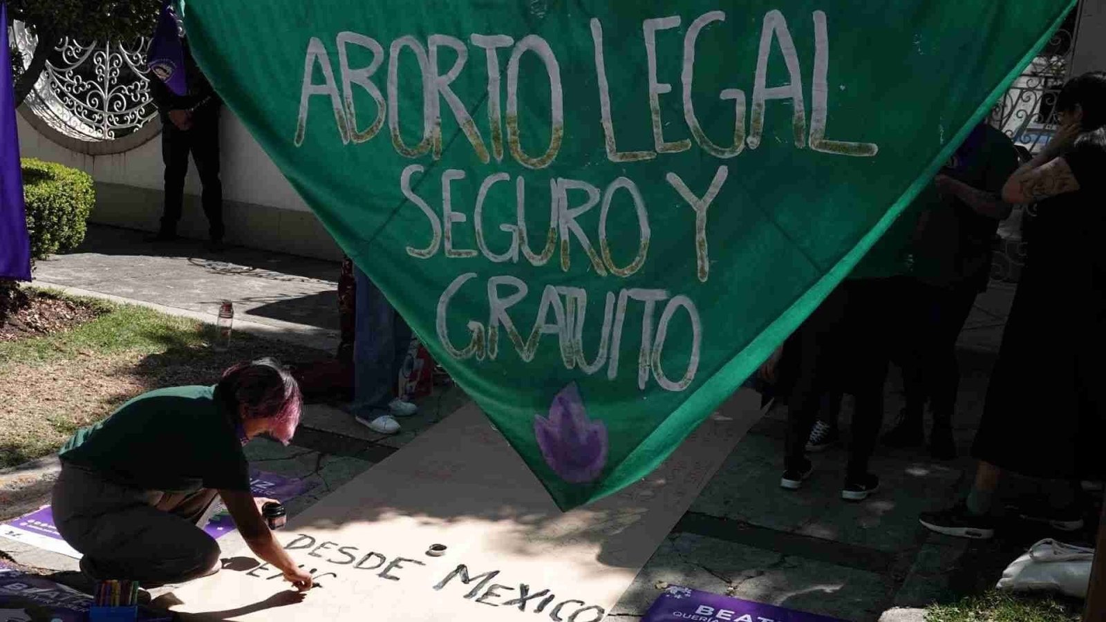 Congreso de Guanajuato recibe amparos para despenalizar el aborto mientras activistas y Morena presionan