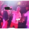 Indigna video de niña bailando junto a un tubo en club nocturno de Veracruz