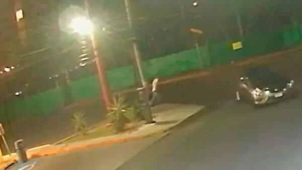 Asaltante mata a conductor que presenció robo a Oxxo en Monterrey