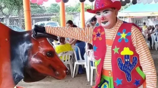 Detienen a tres por el linchamiento del payaso Soldadín en Puebla