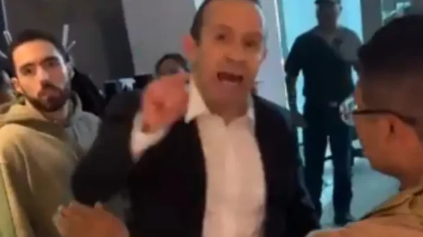 “¡Me va a matar!”: abogado de élite, es detenido tras ataque en estudio de grabación (VIDEO)
