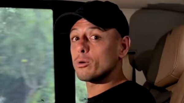 ¿Qué es el machismo mindfulness y por qué Chicharito es acusado de promoverlo?
