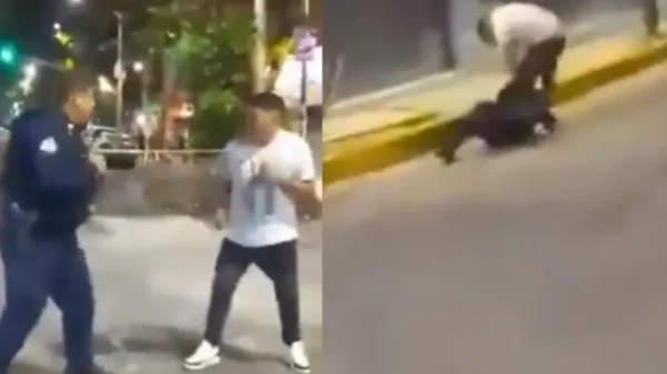 Motociclista y policía protagonizan pelea a golpes en la CDMX; todo quedó grabado