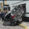 Video: Impresionante choque en pleno centro de Toluca