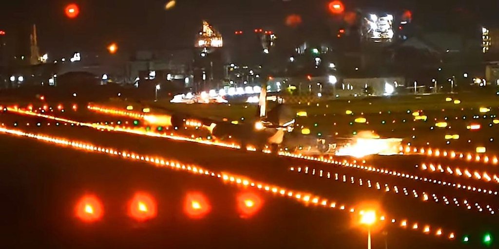 VIDEO: El accidentado aterrizaje de un Boeing 747 de UPS en Taiwán a causa de un tifón