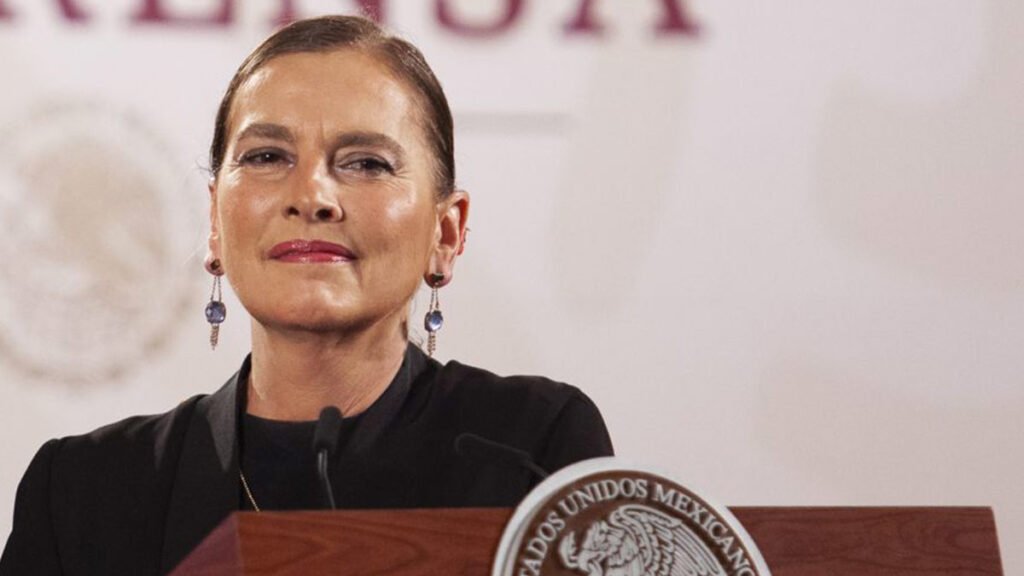 Beatriz Gutiérrez Müller, esposa de AMLO, figura entre aspirantes a la rectoría de la BUAP