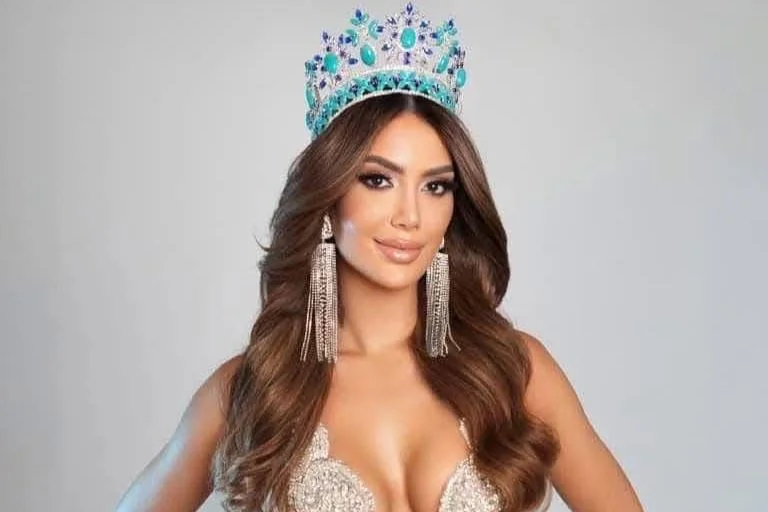 Detienen a Miss Guerrero 2024 por portación de arma de uso exclusivo del Ejército