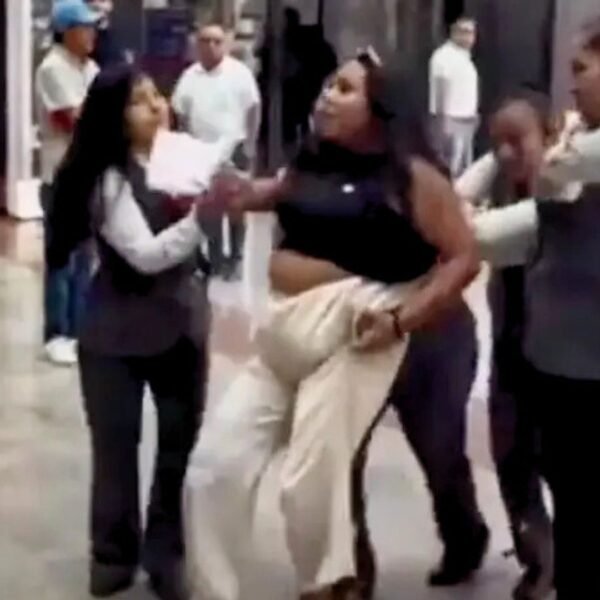 Lady Perfumes: la mujer que intentó llevarse 17 fragancias sin pagar en Cancún