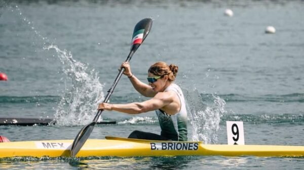 Beatriz Briones regresa a México con histórico octavo lugar en Mundial de Canotaje Milán 2025