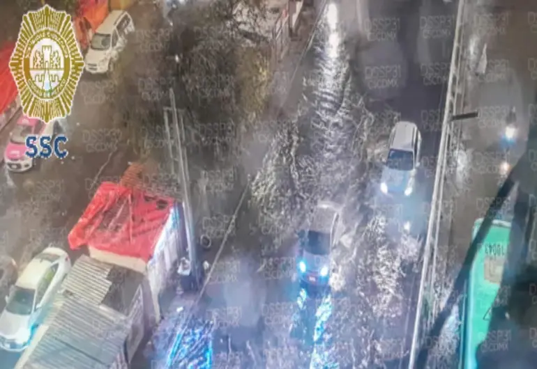 De nuevo la lluvia azota zonas de la CDMX y deja fuertes inundaciones