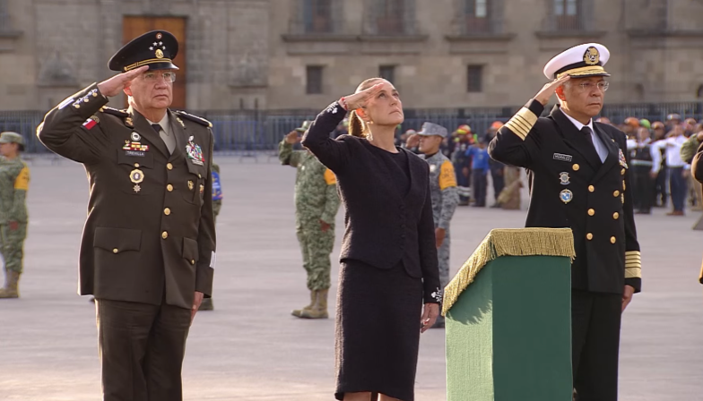 Sheinbaum bandera