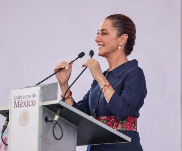 Claudia Sheinbaum promete hacer justicia a los mineros de Pasta de Conchos