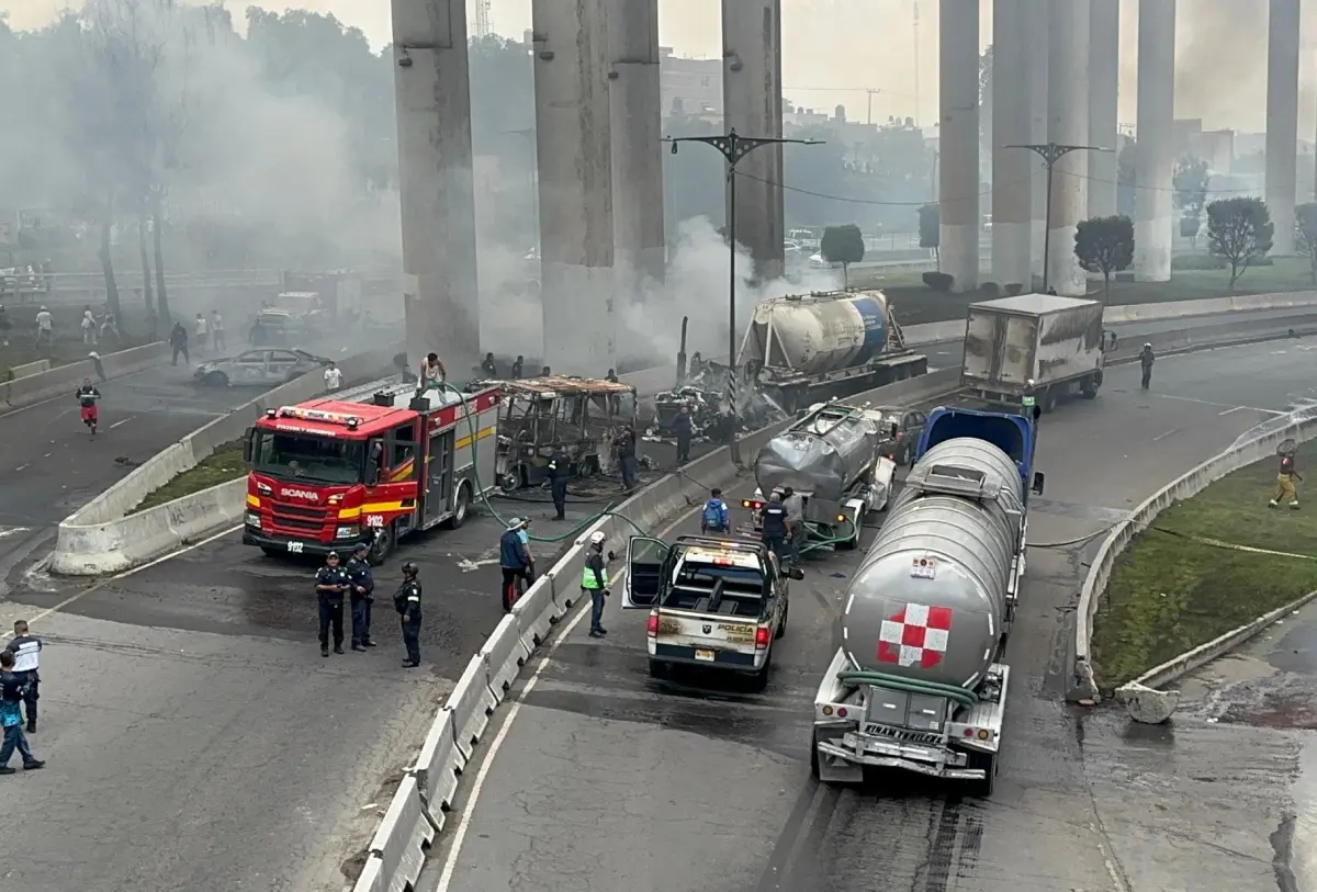 Confirman 25 muertos y 21 hospitalizados por explosión de pipa en Iztapalapa, CDMX