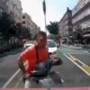 Taxista queda inconsciente tras agresión de motociclista en el Centro Histórico de la CDMX