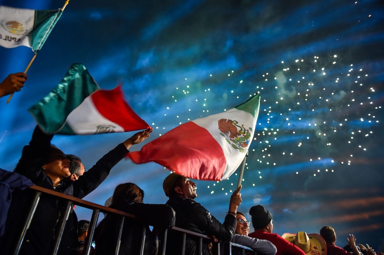 SRE llama a mexicanos en EU a celebrar con precaución en fiestas patrias