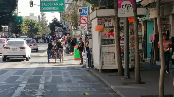 Cede gobierno capitalino a presiones de trabajadoras sexuales sobre ciclovía de Tlalpan