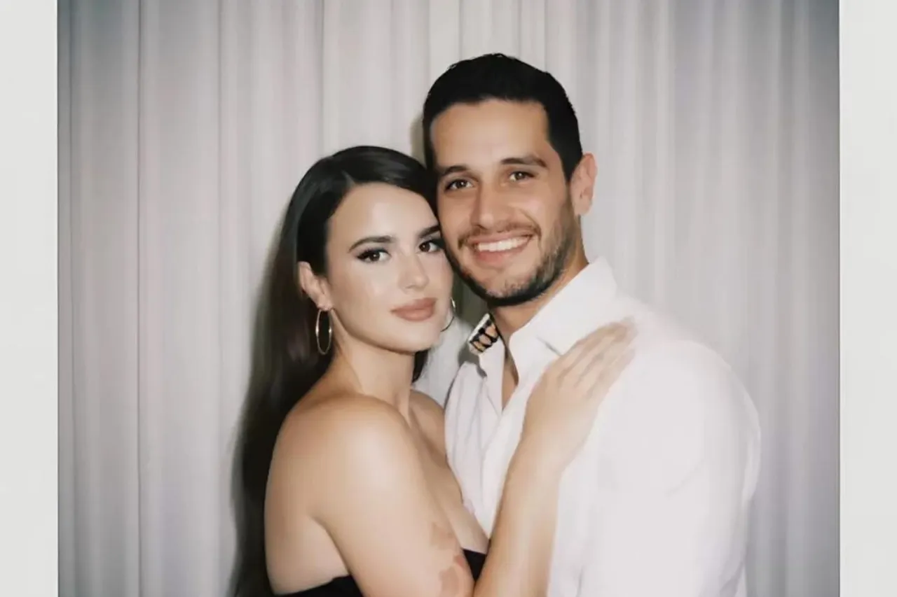 Tendencia viral: Cómo crear fotos Polaroid con IA junto a celebridad favorita