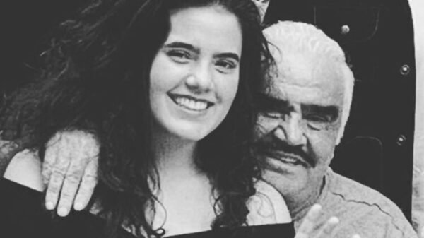 Camila Fernández confiesa que pidió ayuda a Vicente Fernández: "Mándame una señal, abuelo"