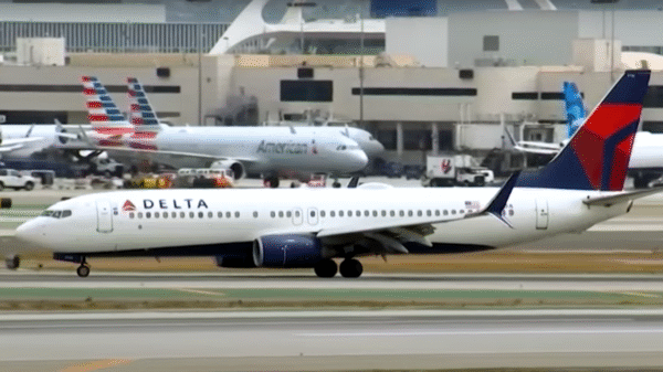 Dos aviones de Delta colisionan en el aeropuerto La Guardia en Nueva York; una persona resulta herida
