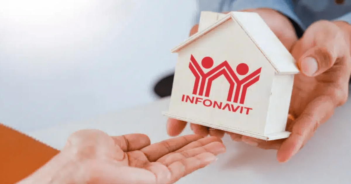 ¿Cuánto tiempo debo trabajar para solicitar un crédito Infonavit en 2025?