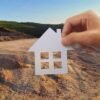 ¿En qué consiste el crédito de Infonavit para la compra de un terreno?
