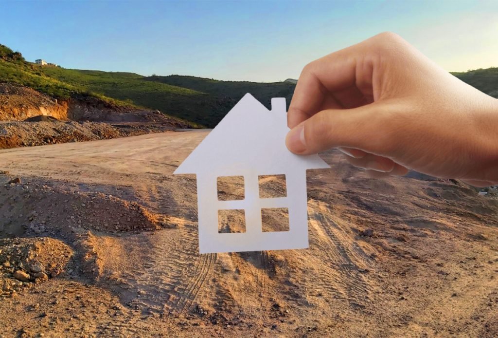 ¿En qué consiste el crédito de Infonavit para la compra de un terreno?