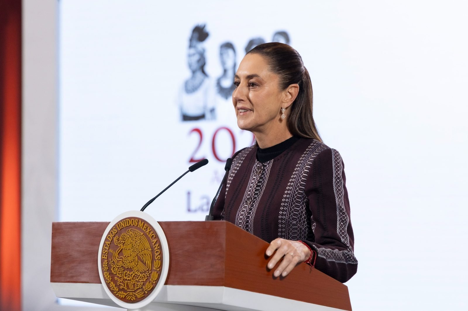 Sheinbaum llama a la prudencia tras ruptura comercial entre Estados Unidos y Canadá