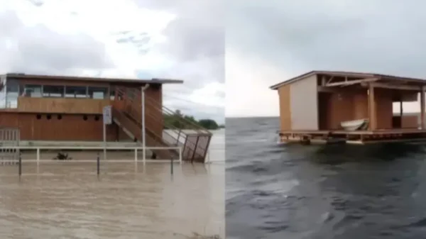 Pescadores hallan en mar abierto restaurante arrastrado por el río Tuxpan, en Veracruz | VIDEO