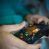Aprueban aumento de impuestos a videojuegos, refrescos, apuestas y cigarros