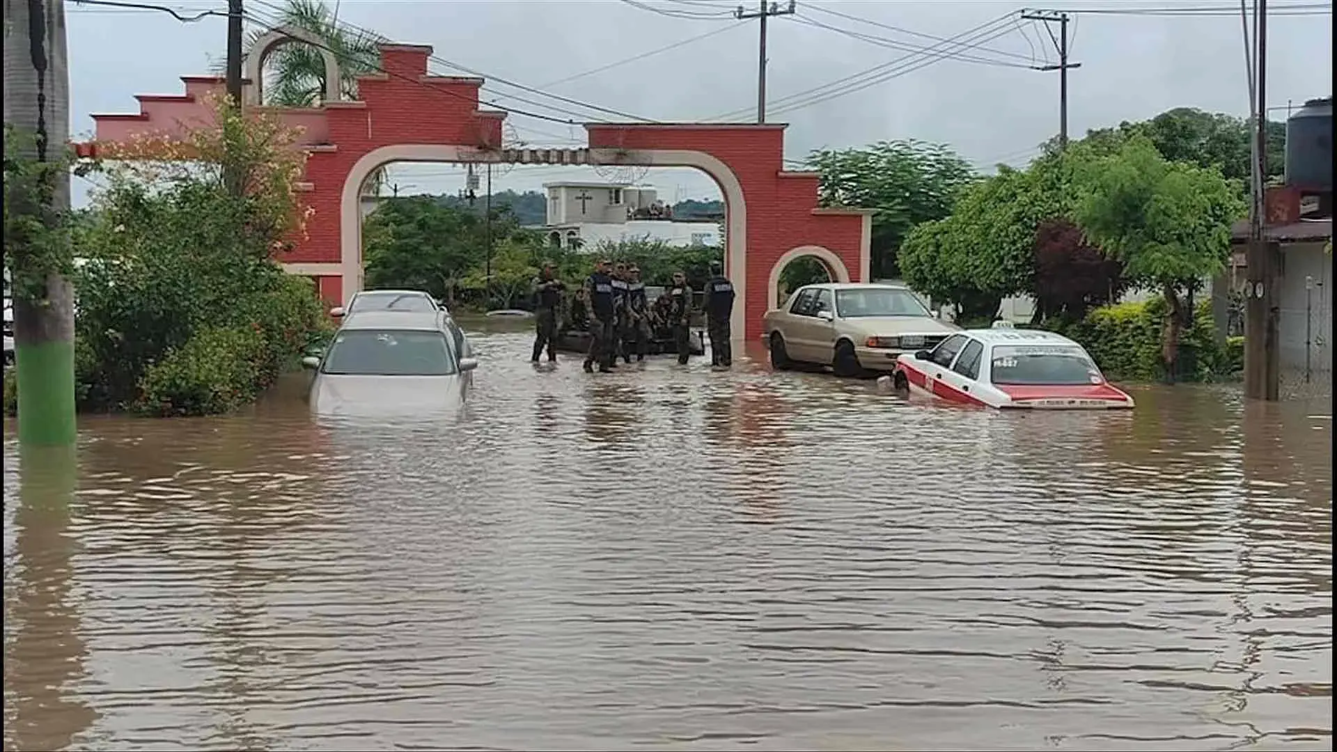 Lluvias torrenciales dejan 44 muertos y severos daños en Veracruz, Puebla e Hidalgo