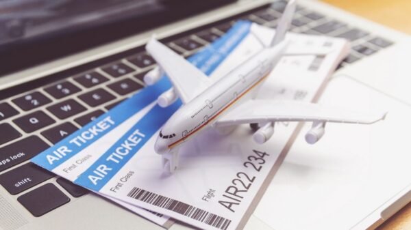 ¿Planeas un viaje? Estos son algunos consejos que debes tener en cuenta para comprar vuelos baratos