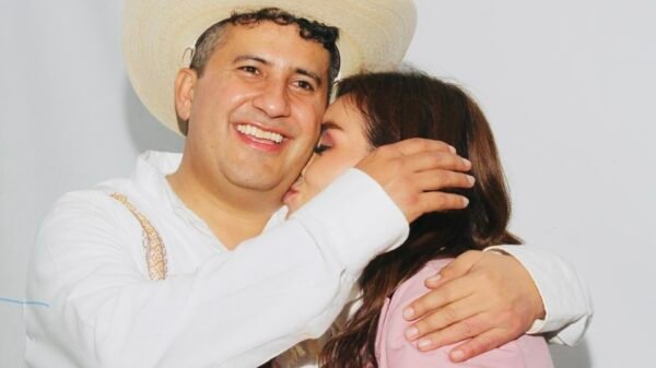 “Te juro que no te voy a fallar”: alcaldesa de Uruapan dedica mensaje a su esposo Carlos Manzo