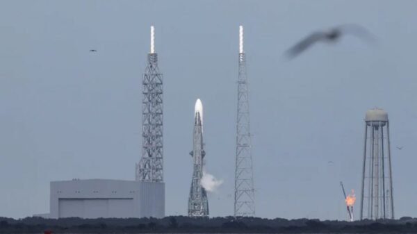 Blue Origin logra histórico aterrizaje marítimo del New Glenn tras misión Escapade