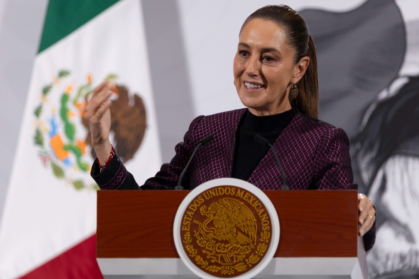 Sheinbaum anuncia visita a zonas afectadas por inundaciones y continuidad de apoyos a familias