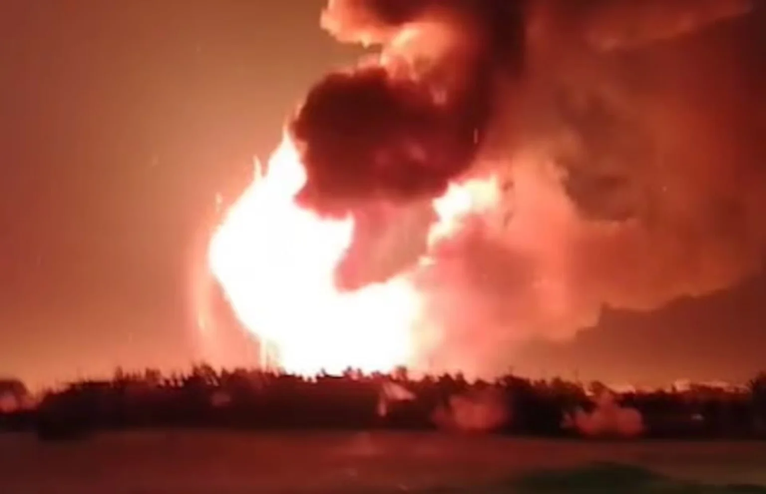 Explosión en Ezeiza, Argentina desata incendio industrial